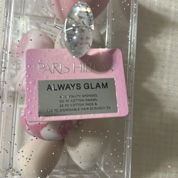 Paris Hilton Always Glam Clear Sparkle Plastic Beauty Organizer - Picture 8 of 9